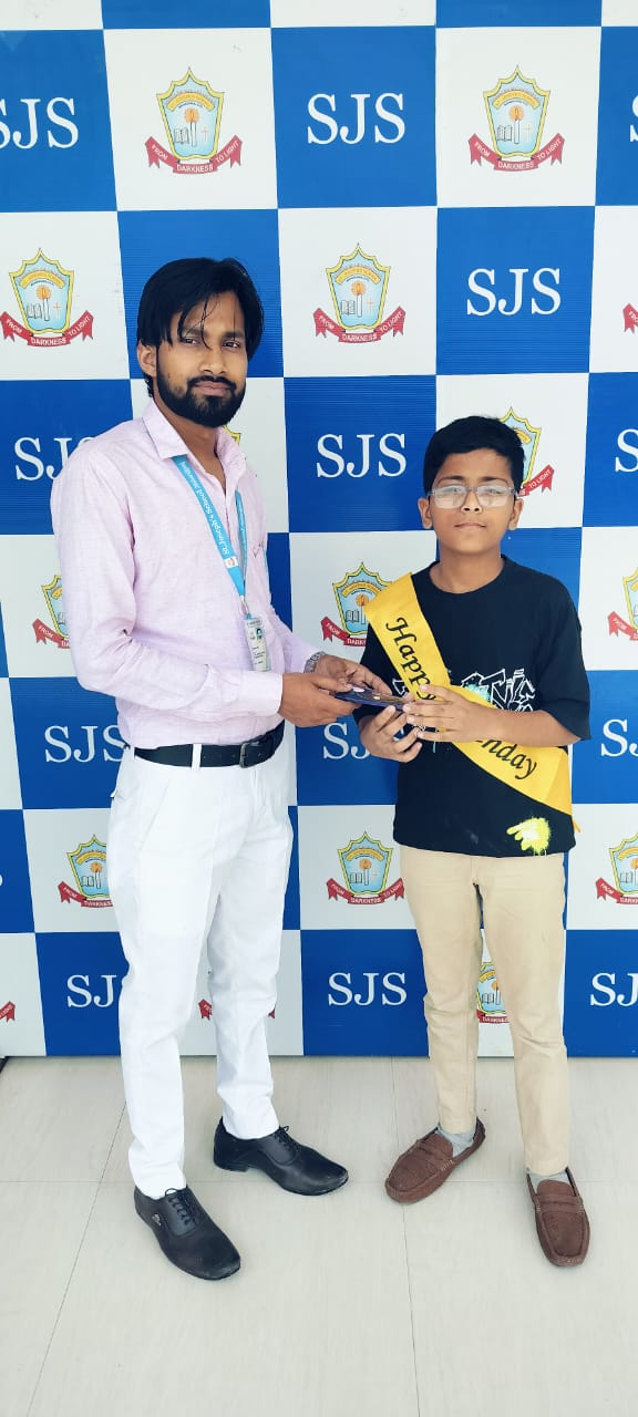 SAAZ KHAN (CLASS VII)